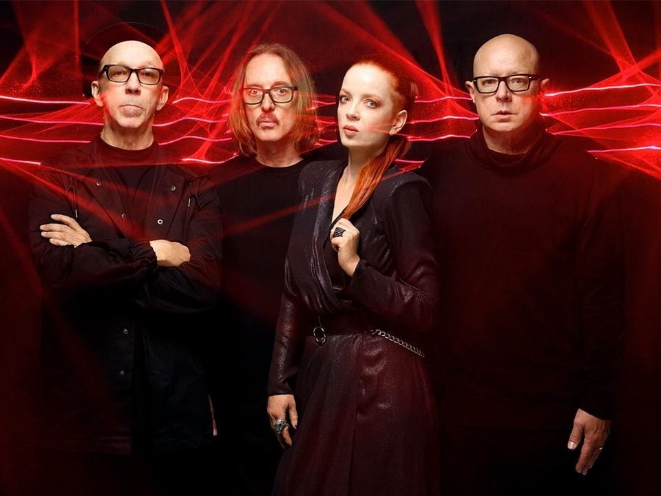 Garbage’s 20 Years Paranoid Tour: Weirdos Take the Spotlight