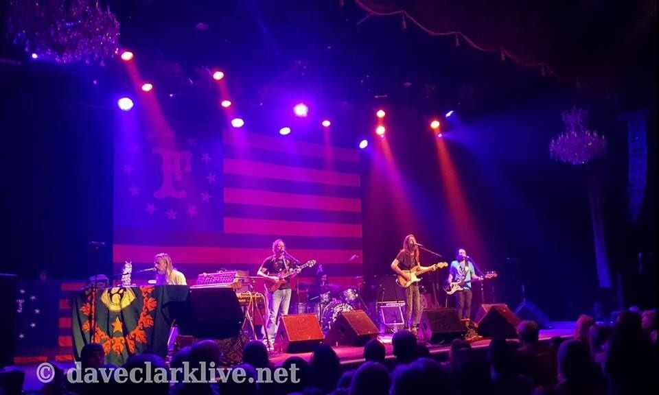 Chris Robinson Brotherhood Leads Counterculture Rock Revival at the Fillmore