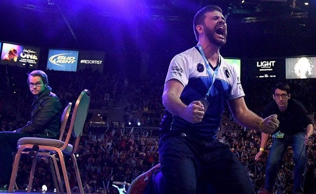 “It’s All a Big Action Movie”: An Interview with Hungrybox
