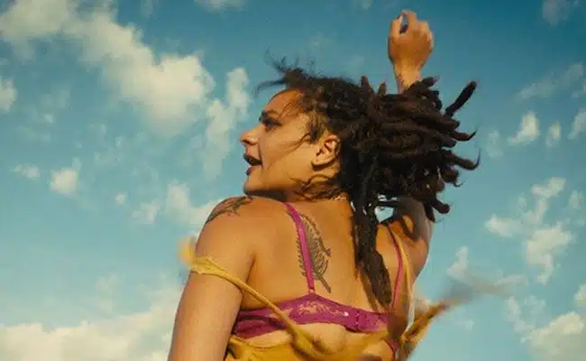 Cannes 2016: Andrea Arnold’s ‘American Honey’ Is an American Folly