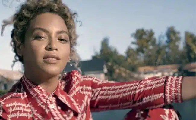 Beyoncé – “Formation” (Singles Going Steady)