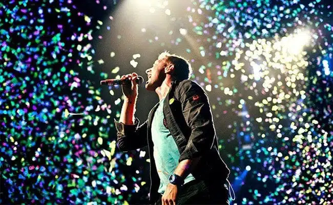 Coldplay – “Hymn for the Weekend” (Singles Going Steady)