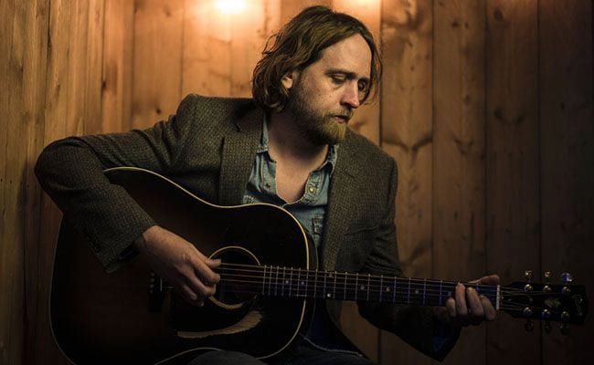 hayes-carll-the-love-that-we-need-singles-going-steady