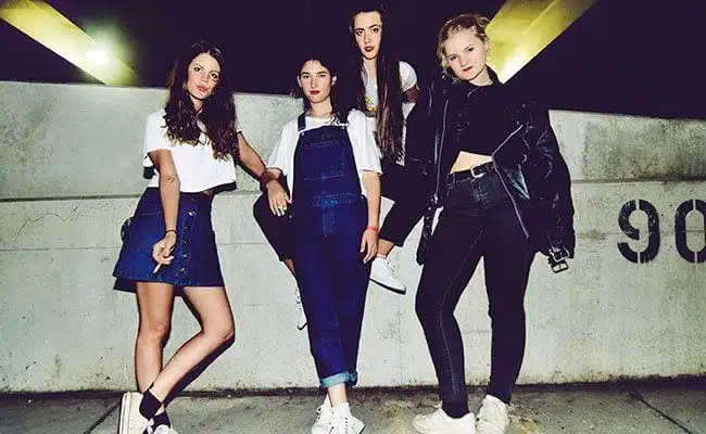 Hinds – “Garden” (Singles Going Steady)