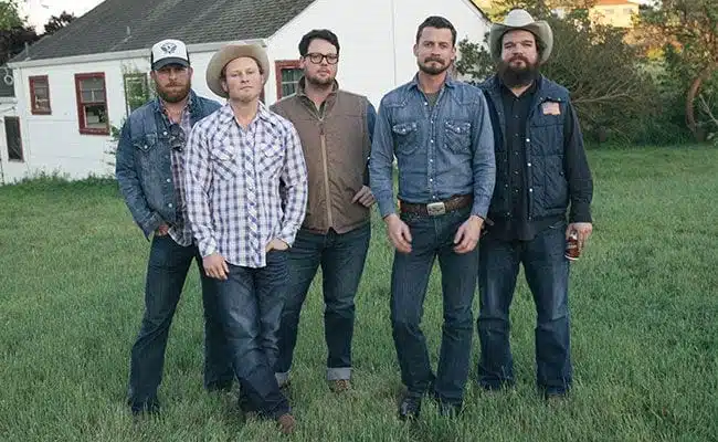 Turnpike Troubadours Return with Intimate New Album and Talk with PopMatters