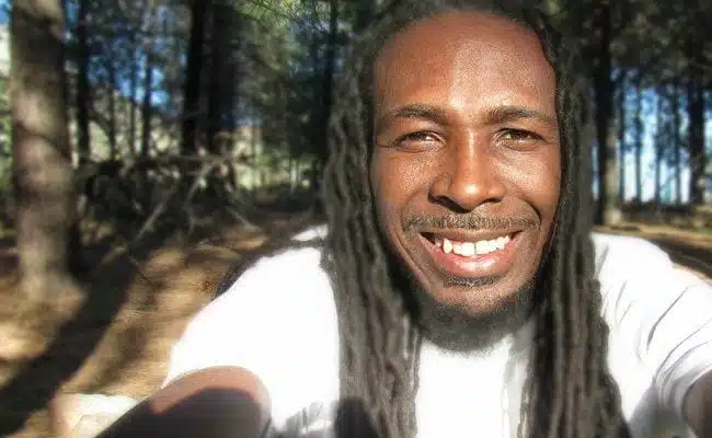 RP Boo: Fingers, Bank Pads, and Shoe Prints