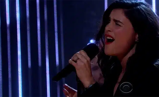 Jessie Ware Performs “Say You Love Me” on ‘The Late Late Show’