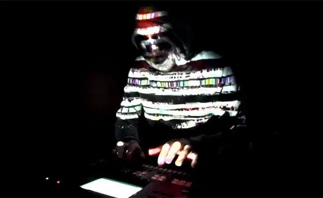 191934-squarepusher-releases-live-video-for-rayc-fire-2