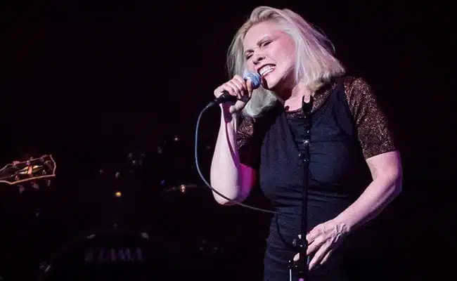 Debbie Harry Begins Café Carlyle Run