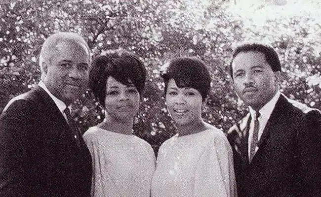 191290-the-staple-singers-freedom-highway-complete