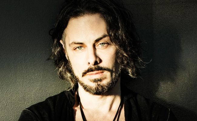 190586-richie-kotzen-in-an-instant-video-premiere