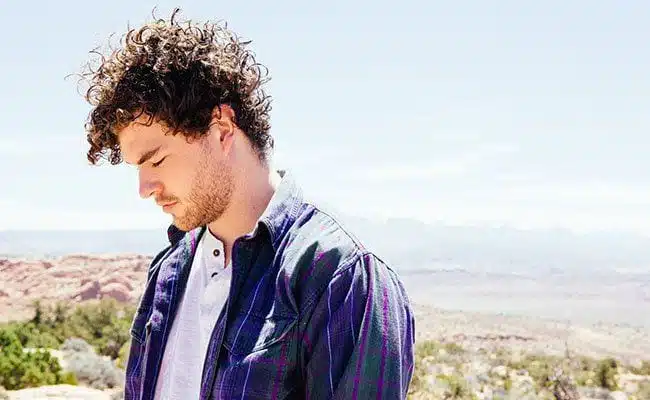 190064-vance-joy-dream-your-life-away