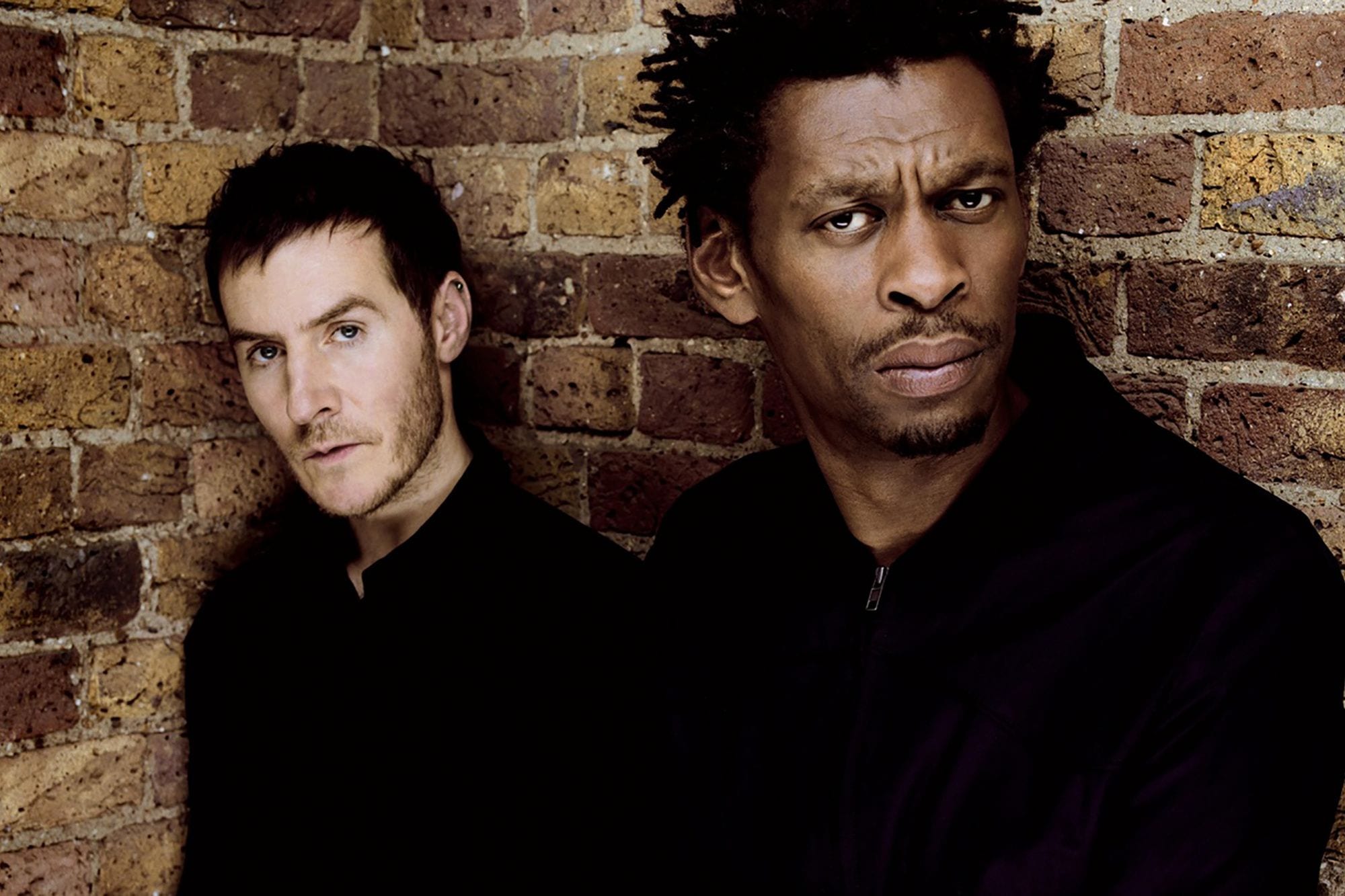 Группа massive Attack. Солист группы massive Attack. Эндрю Ваулз massive Attack. Massive Attack tricky.