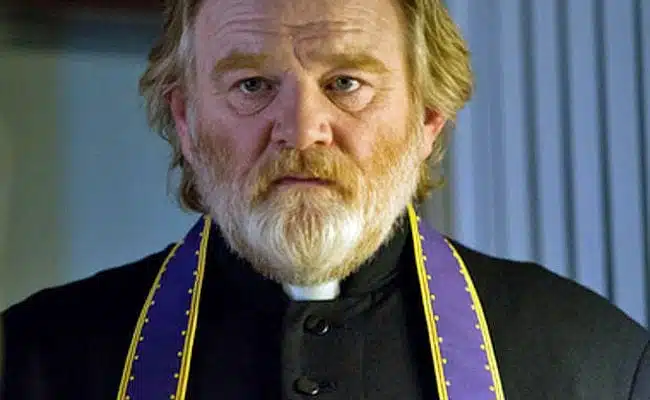 184633-calvary-brendan-gleeson-as-the-last-good-priest-in-ireland