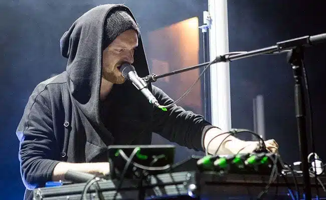 SOHN + Mr Little Jeans: 9 May 2014 – Bowery Ballroom, New York (Photos)