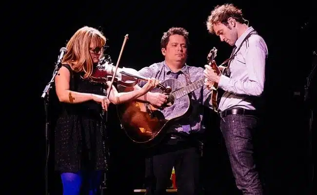 Nickel Creek + The Secret Sisters: 29 April 2014 – Beacon Theatre, New York (Photos)