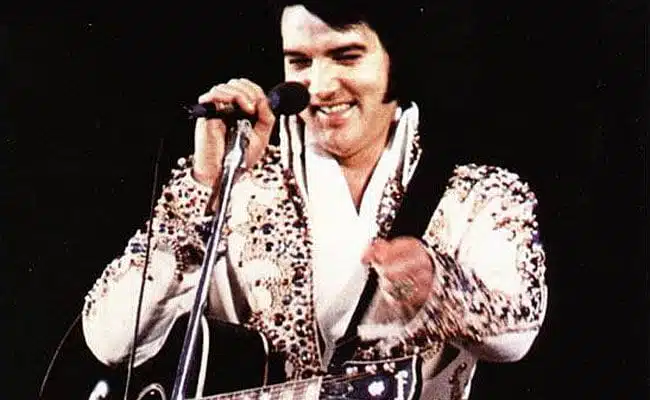 Elvis Presley: Elvis Recorded Live on Stage in Memphis