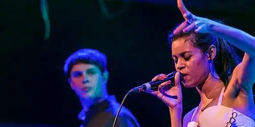 AlunaGeorge: 5 September 2013 – Bowery Ballroom, New York (Photos)