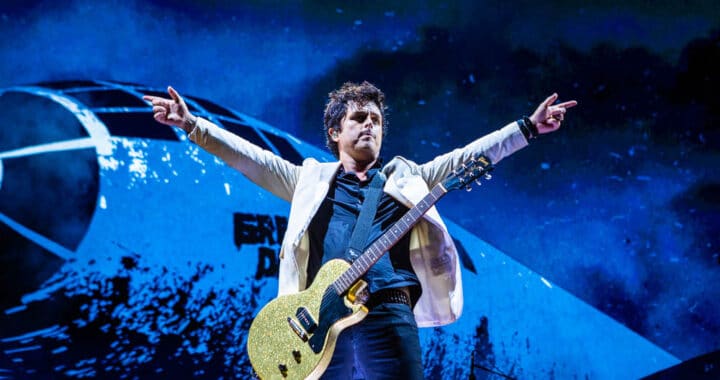 ‘Hella Mega’ Good Time with Green Day and Weezer