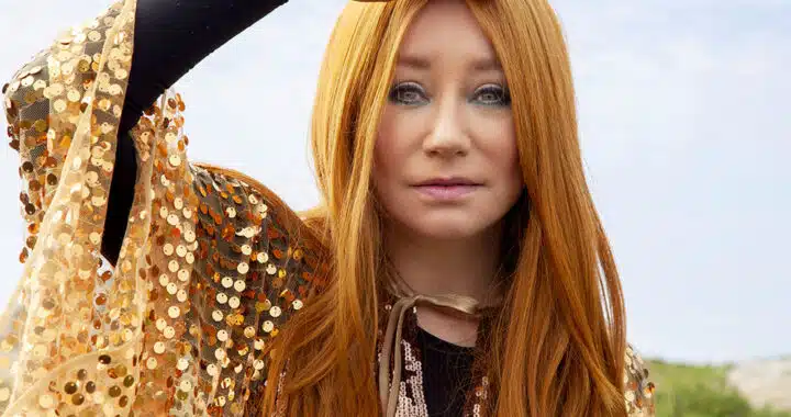 Tori Amos Is Comfortable in Her Discomfort on ‘Ocean to Ocean’