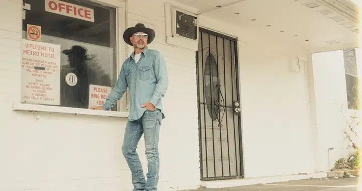 Country’s Jon Randall Reminds Us Who He Is with New Self-Titled LP