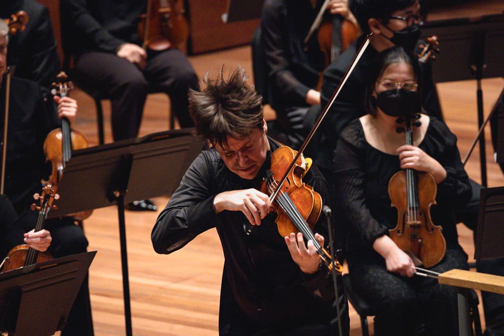 New York Philharmonic with violinist Joshua Bell