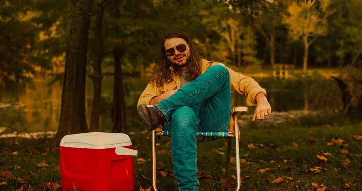 Southern Country Rocker Brent Cobb Goes Gospel on ‘And Now, Let’s Turn to Page…’