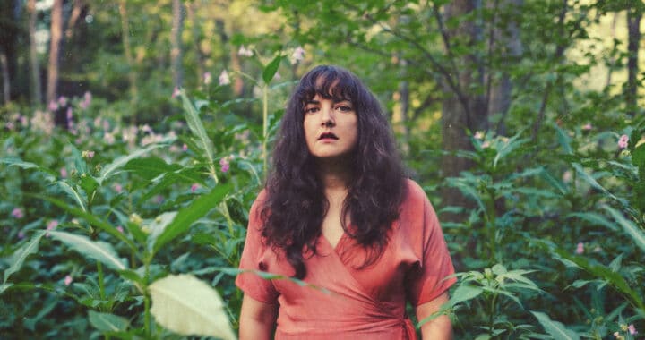 Folk’s Abigail Lapell Tells an Immigrant Story on “Land of Plenty”