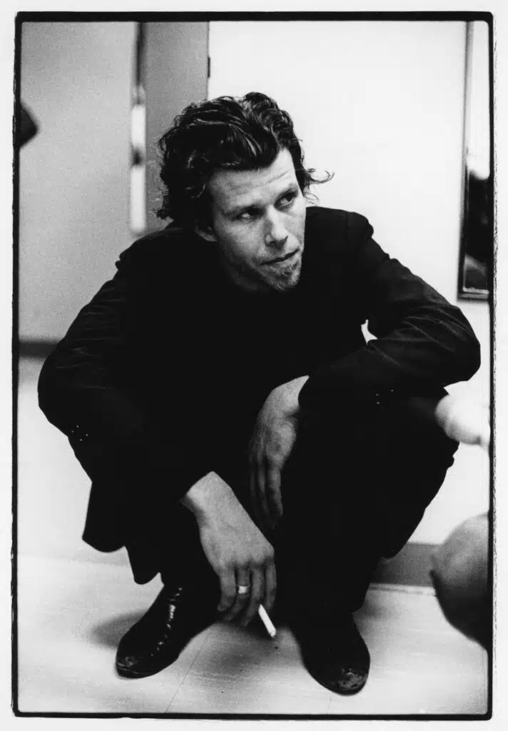 tom waits michael goldberg squat photo june 1977.