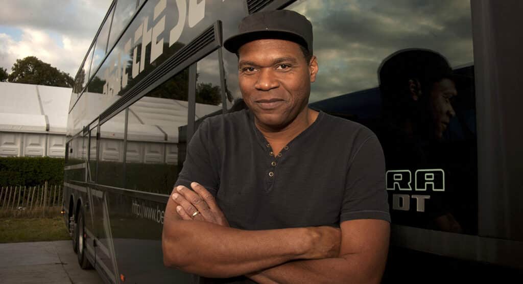 Rock 'n' Stroll: Robert Cray's Blues Stormer Midnight Stroll