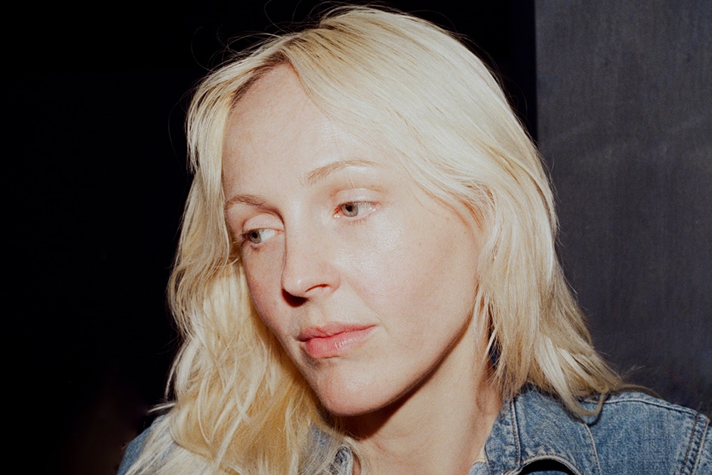 Laura Marling Never Misses and Doesn’t on Patterns in Repeat